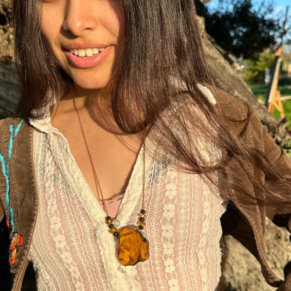 Amber raw pendant adjustable necklace